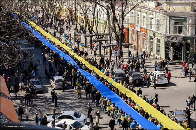 10014649_10201178105009324_375523167_n