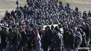 _73656762_021579161-1