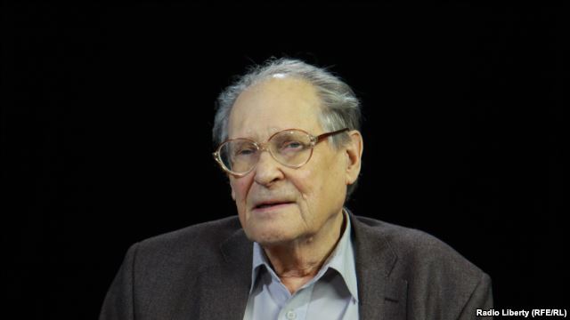 Political dissident Sergei Kovalev