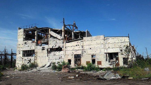 Butivka mine after powerful shelling by the Russian horde. Photo source: https://twitter.com/UaForces/status/742809477540392960